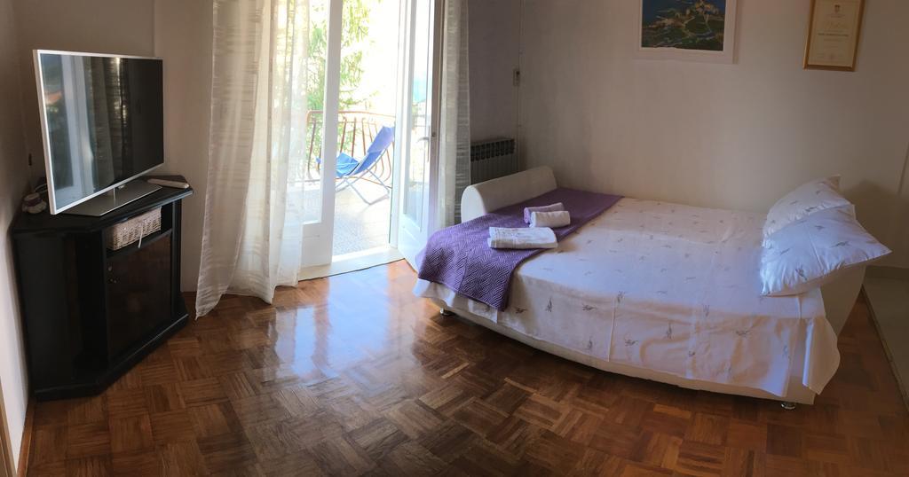 Guesthouse Cipre ルンバルダ エクステリア 写真