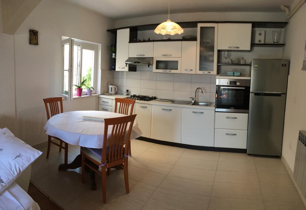 Guesthouse Cipre ルンバルダ エクステリア 写真